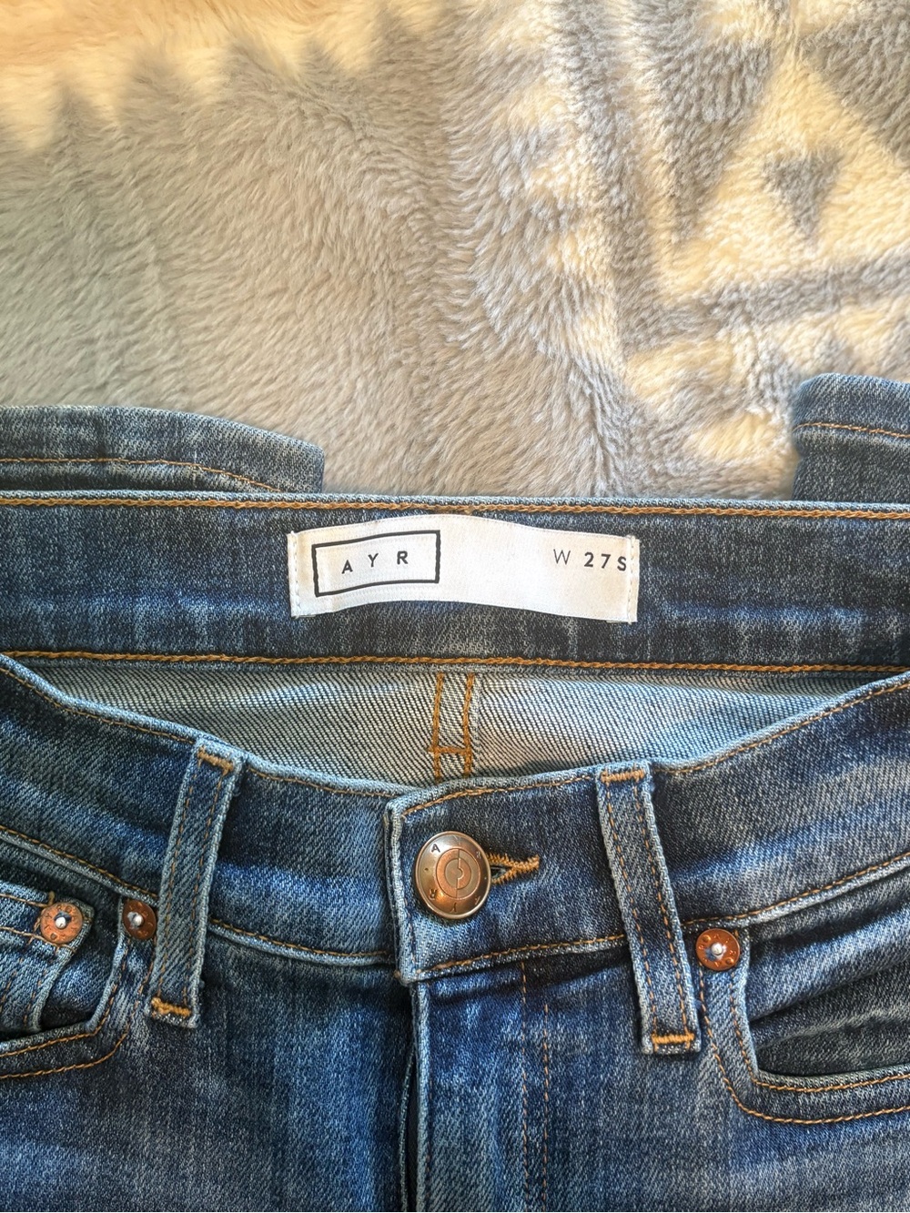 AYR Women's Skinny Jeans in Medium Blue Wash